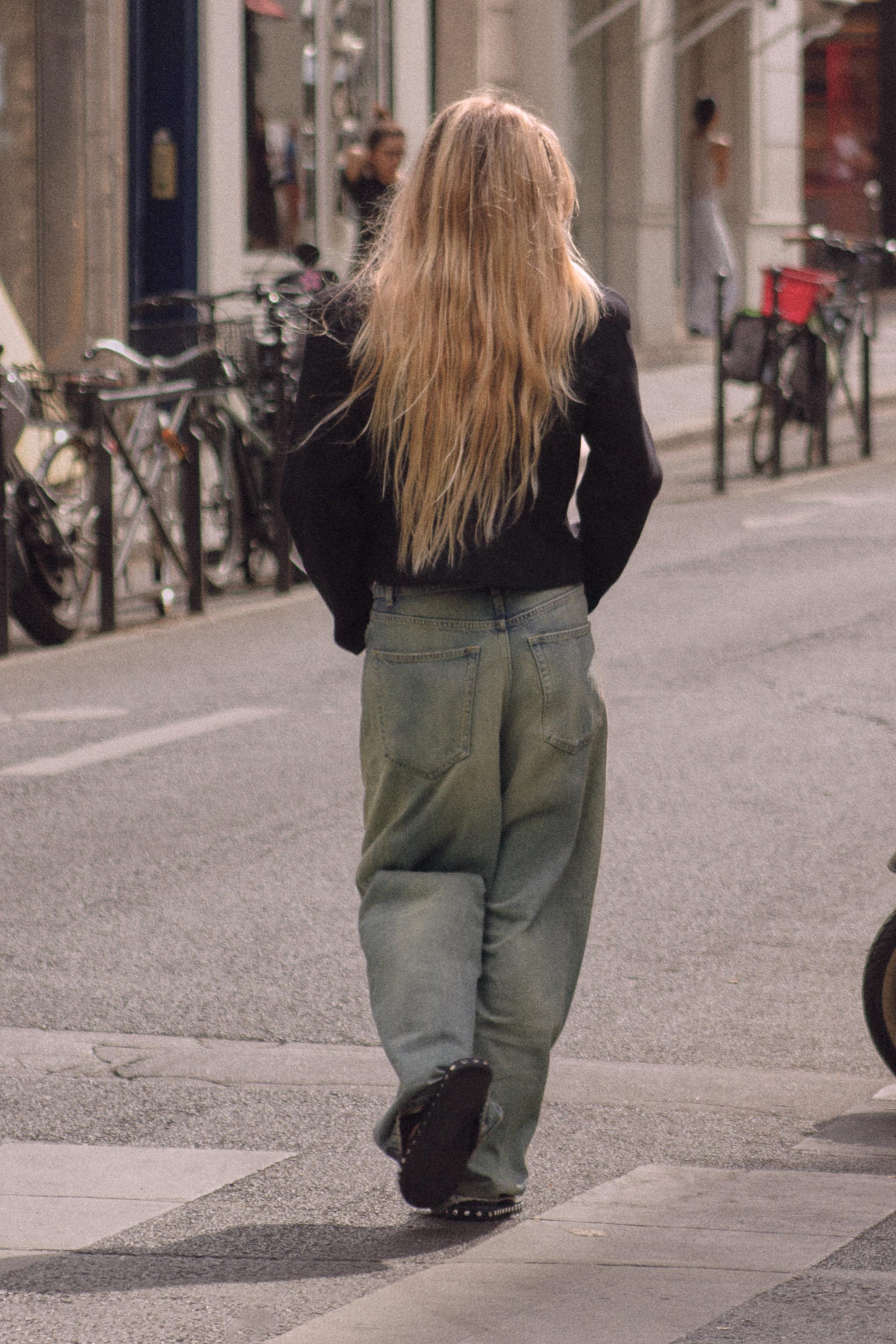 TRF MID-RISE FOLDED WAIST DISTRESSED JEANS